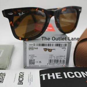 Model Display RayBan Wayfarer Brown RB2140 Tortoise